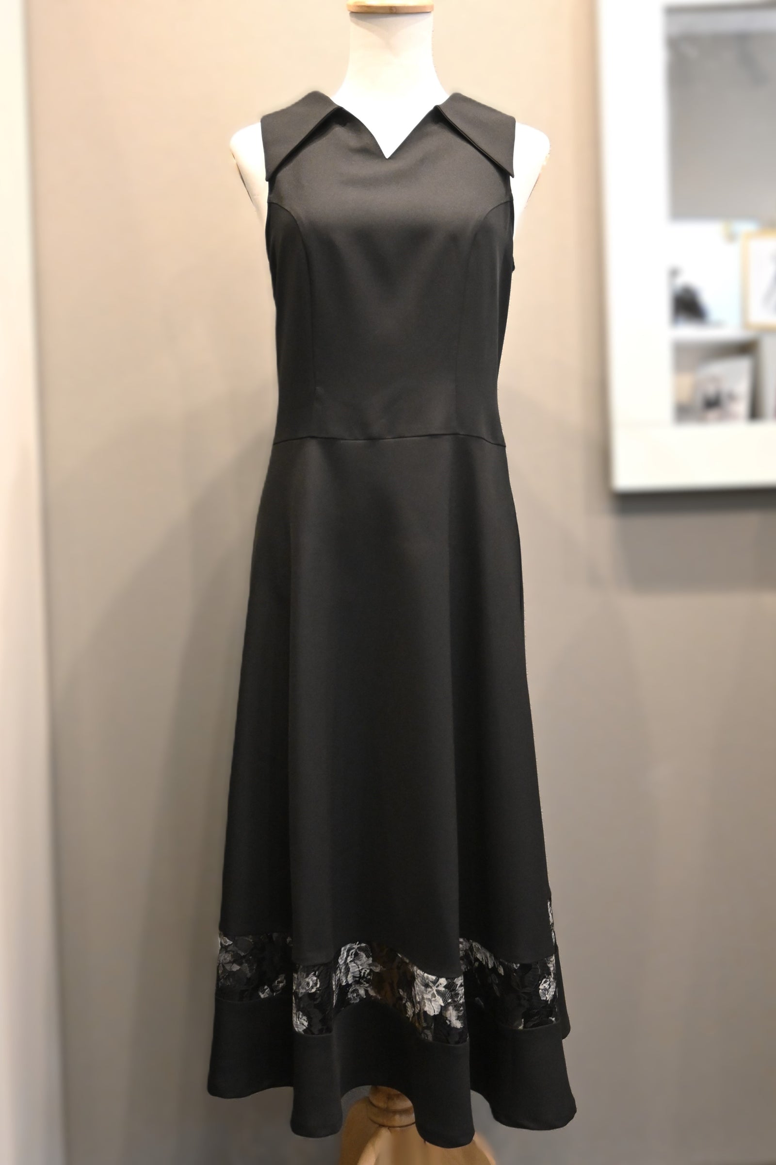 日本製】EMMAセレーヌUVカット・ブラックドレス│EMMARICH