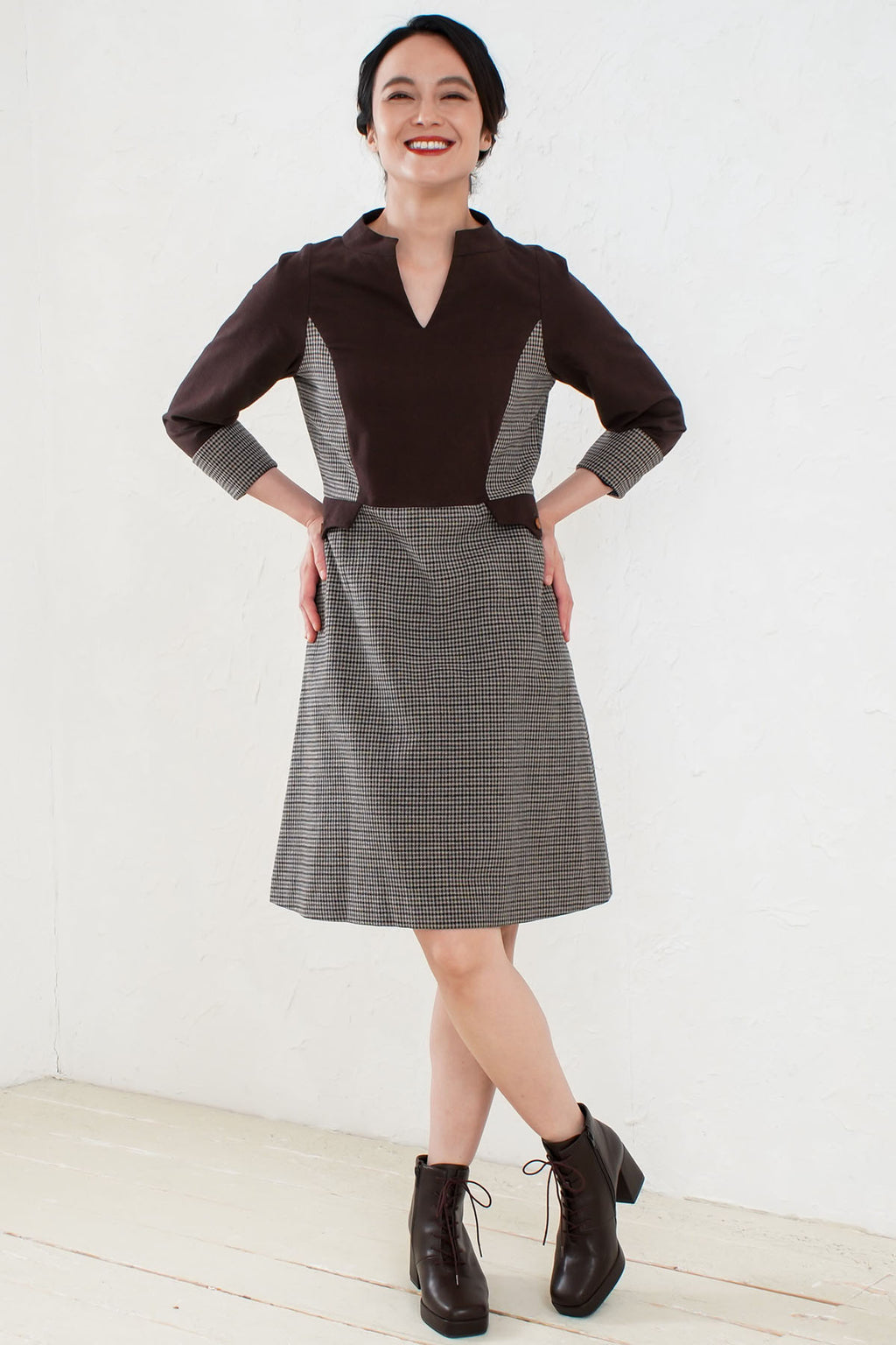 ワンピース Vin】ブラウン/チェック柄 /Vネック/ワンピース